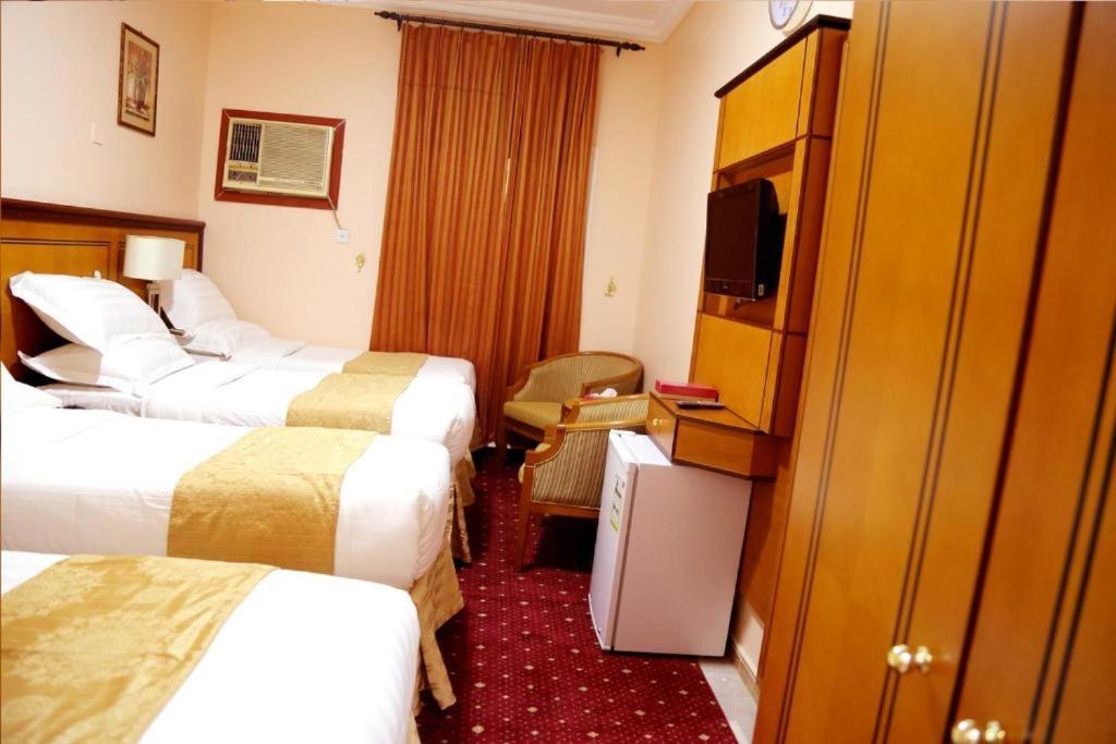 Manart Al Misk Hotel Мека Екстериор снимка
