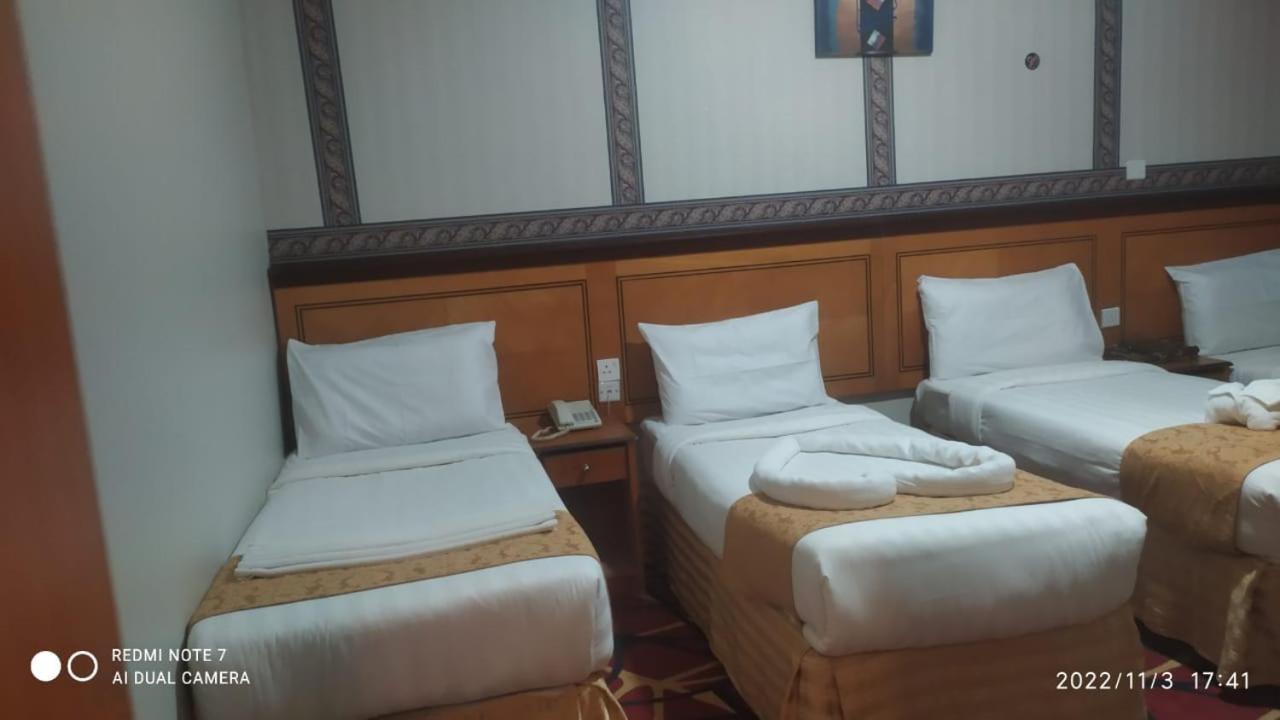 Manart Al Misk Hotel Мека Екстериор снимка