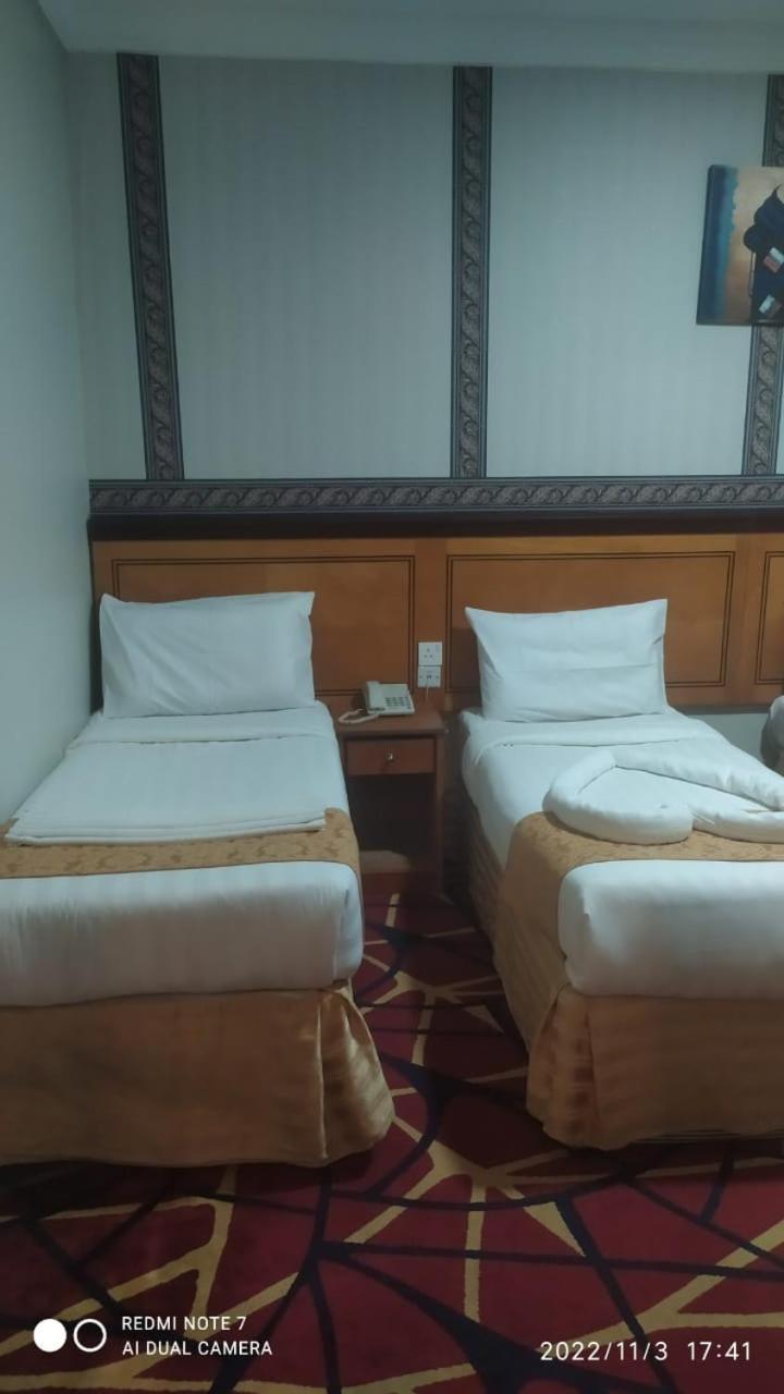 Manart Al Misk Hotel Мека Екстериор снимка