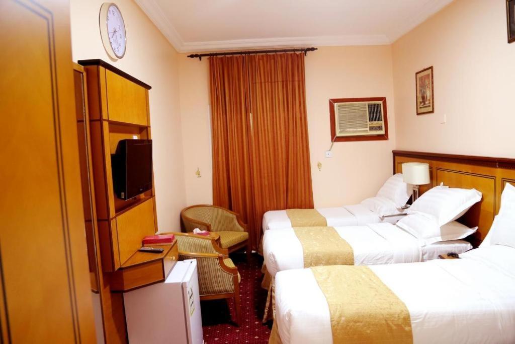 Manart Al Misk Hotel Мека Екстериор снимка